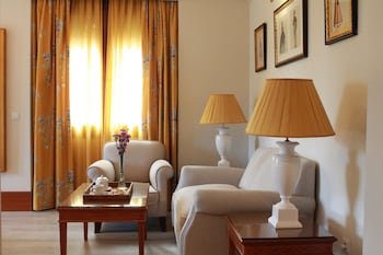 Deluxe Double or Twin Room, City View