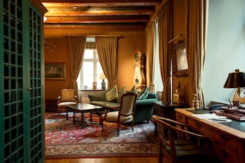 Captains Luxury Suite
