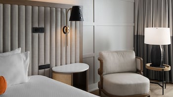 Standard Suite, 1 Bedroom, Balcony, City View