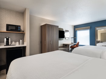 Standard Room, 2 Queen Beds, Accessible (Communications)