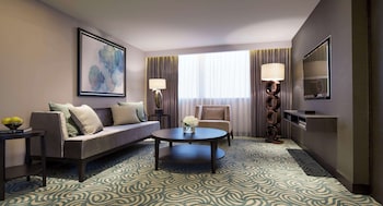 Grand Executive Suite
