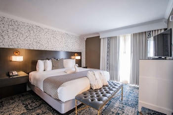 Romantic Suite, 1 King Bed (Whirlpool)