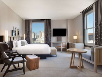 Executive Room, 1 King Bed