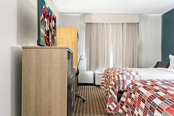 Suite, Multiple Beds, Non Smoking