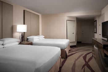 Room, 2 Queen Beds, Balcony