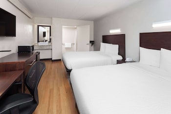Room, 2 Double Beds, Accessible, Non Smoking (Mobility, Bathtub w/Grab Bars)