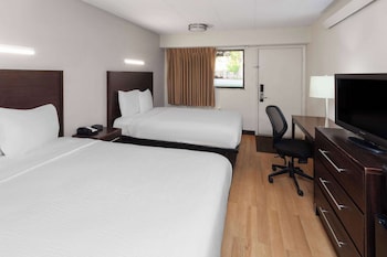 Room, 2 Double Beds, Accessible, Non Smoking (Mobility, Roll-In Shower)