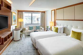 Corvinus Fashion Street View Twin Room