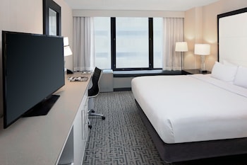 Room, 1 King Bed, Corner