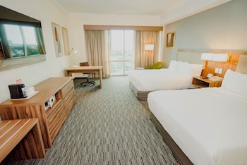 Premium Room, 2 Queen Beds (Walk-In Shower)