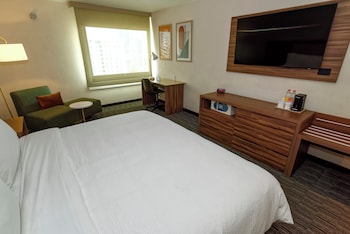 Standard Room, 1 King Bed (Walk-In Shower)