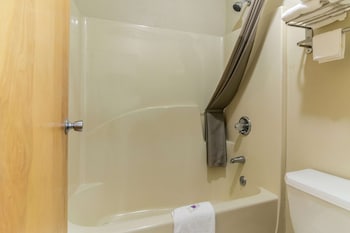 Deluxe Room, 2 Queen Beds, Non Smoking, Refrigerator & Microwave