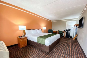 Standard Room, 1 King Bed, Smoking