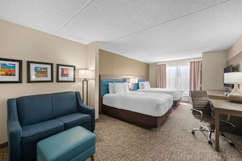 Suite, Multiple Beds, Non Smoking