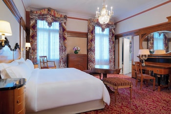Suite, 1 Bedroom, Non Smoking (Opera Suite)