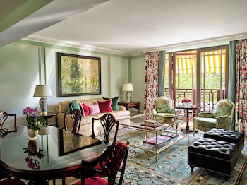 Suite (Belgravia)