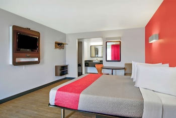 Standard Room, 1 King Bed, Non Smoking