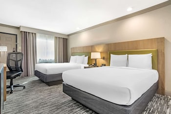 Room, 2 Queen Beds, Non Smoking