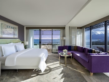 Deluxe Terrace Suite, Sea View, King Bed, Two Sofas
