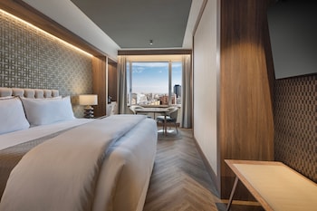 Deluxe Room, 1 King Bed