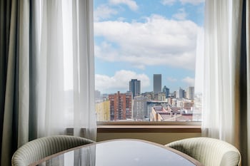 Premium Room, 1 King Bed, Tower