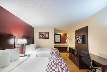 Deluxe Room, 2 Double Beds (Smoke Free)