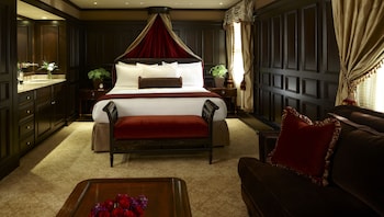 Room, 1 King Bed (Heritage)