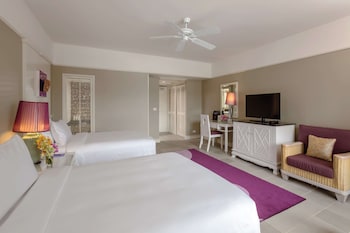 Laguna Twin Room