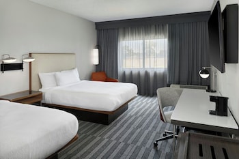 Room, 2 Queen Beds, Hearing Accessible