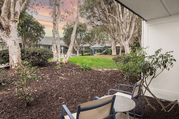 Suite, 1 Double Bed, Courtyard View