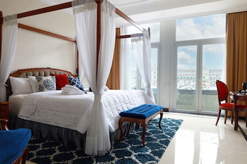 Junior Suite, 1 King Bed, Zocalo View