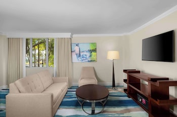 Suite, 1 King Bed, Tower (Bonaire)