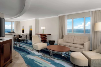Premium Suite, 1 King Bed