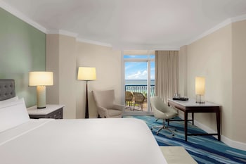 Club Room, 1 King Bed (Aruba Tower)