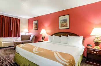 Standard Room, 1 King Bed, Smoking