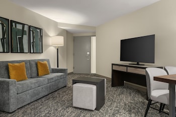 Suite, 1 King Bed with Sofa bed, Microwave, Corner