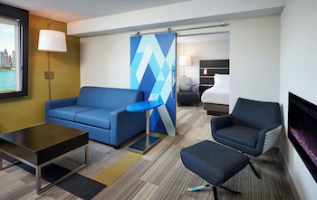 Suite, 1 Bedroom, River View