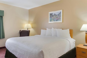King Bed Accessible