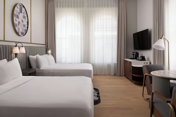 Deluxe Room, 2 Double Beds