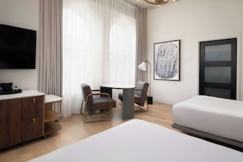 Deluxe Room, 2 Double Beds