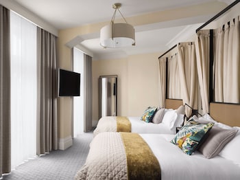 Premium Room, 2 Double Beds (Family Room)
