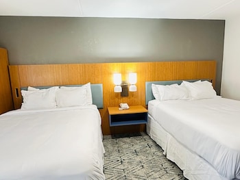 Room, 2 Queen Beds, Non Smoking