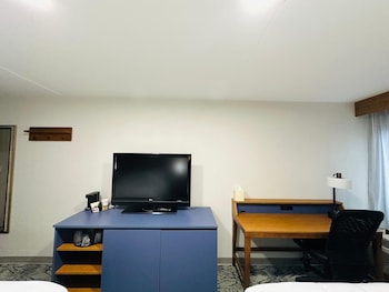 Suite, 2 Queen Beds, Non Smoking