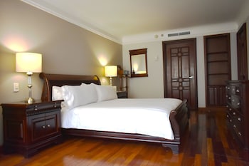 Junior Suite, 1 King Bed (Junior Suite King Bed)