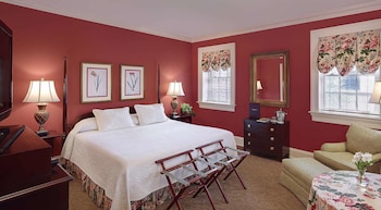 House, 1 King Bed (Carriage)