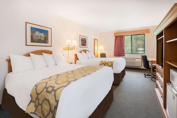 Room, 2 Queen Beds, Non Smoking