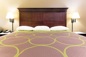 Suite, 1 King Bed, Non Smoking (2nd floor)