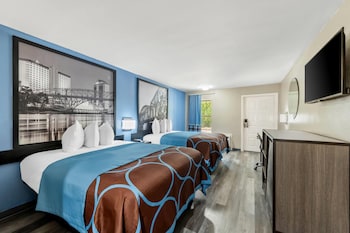 Room, 2 Queen Beds, Non Smoking (Second Floor)