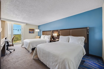 Standard Room, 2 Queen Beds, Pool View