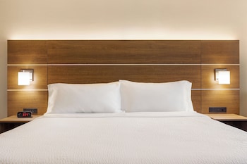 Suite, 1 Bedroom, City View